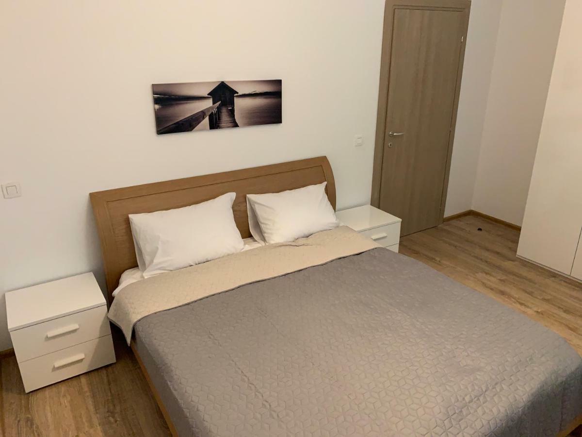 Snagov Lake Suites Kültér fotó