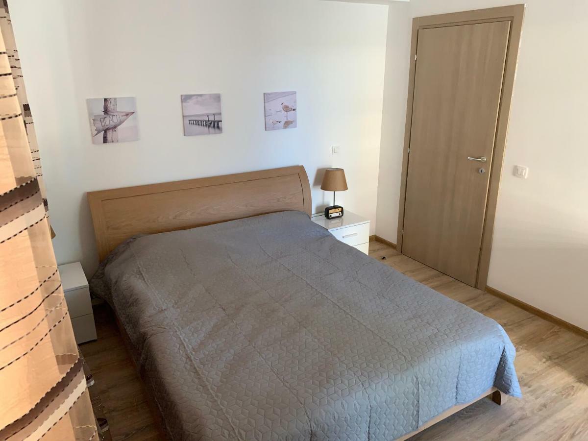 Snagov Lake Suites Kültér fotó